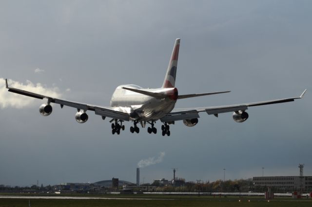 Boeing 747-200 — - B747-436 about to touch down at LHR.