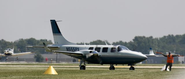 Piper Aerostar (N555PX) - On flightline