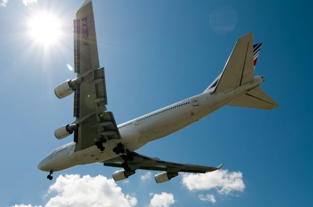 Boeing 747-200 (F-GEXA)