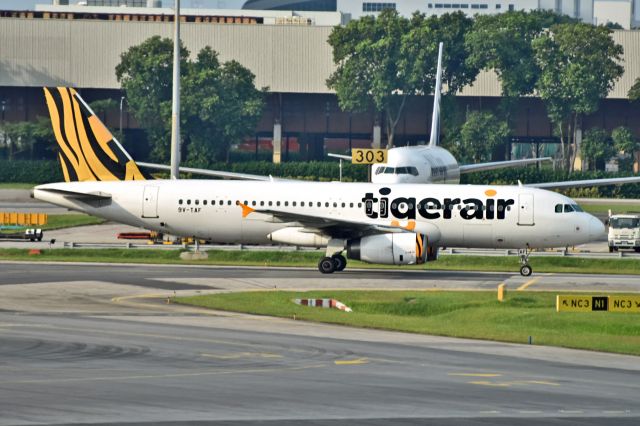 Airbus A320 (9V-TAF)