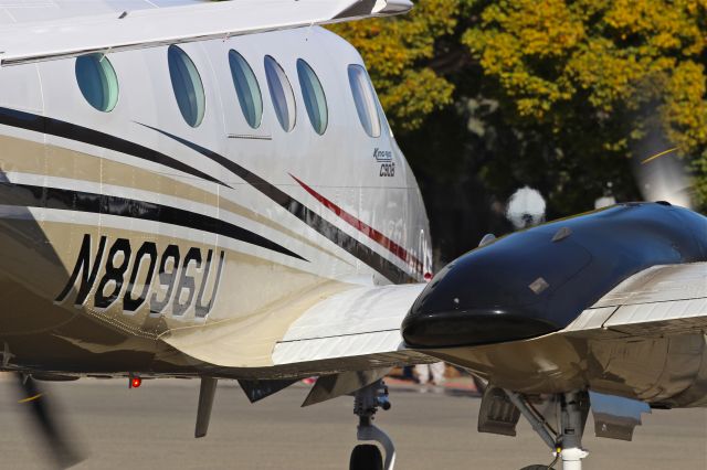 Beechcraft King Air 90 (N8096U)