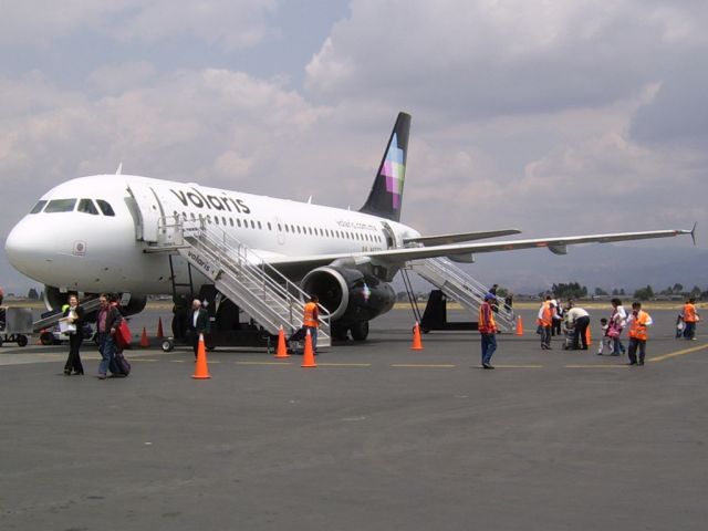 Airbus A319 (N473TA)