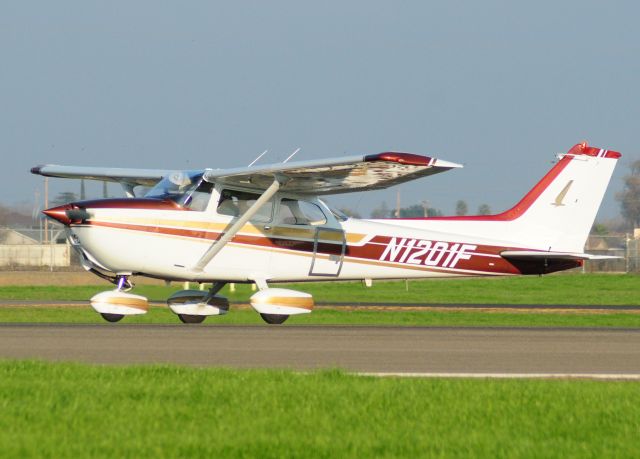 Cessna Skyhawk (N1201F) - Rodney departs runway three-zero, Merced Regional Airport (KMCE)