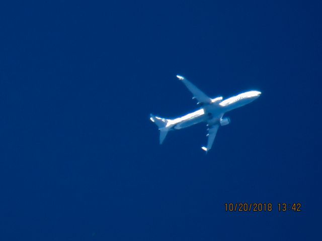 Boeing 737-800 (N557AS)