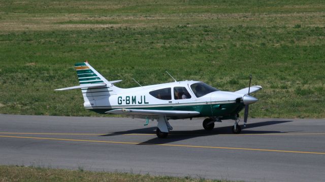 Rockwell Commander 114 (G-BMJL)