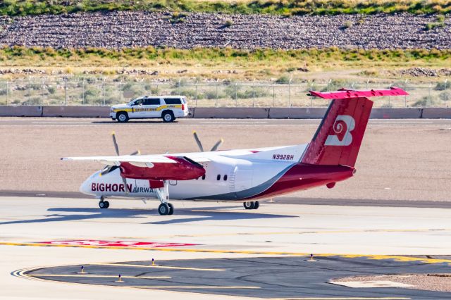 de Havilland Dash 8-100 (N992BH) - A Bighorn Dash 8-100 taxiing at PHX on 2/28/23. Taken with a Canon R7 and Canon EF 100-400 L ii lens.