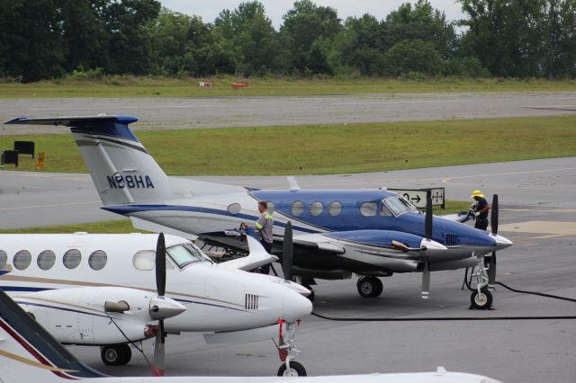 Beechcraft King Air F90 (N98HA)