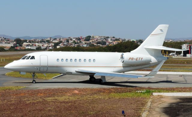 Dassault Falcon 2000 (PR-ETY)