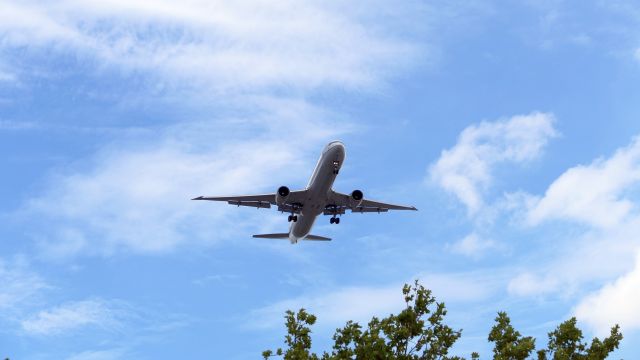 BOEING 767-400 (N69059)