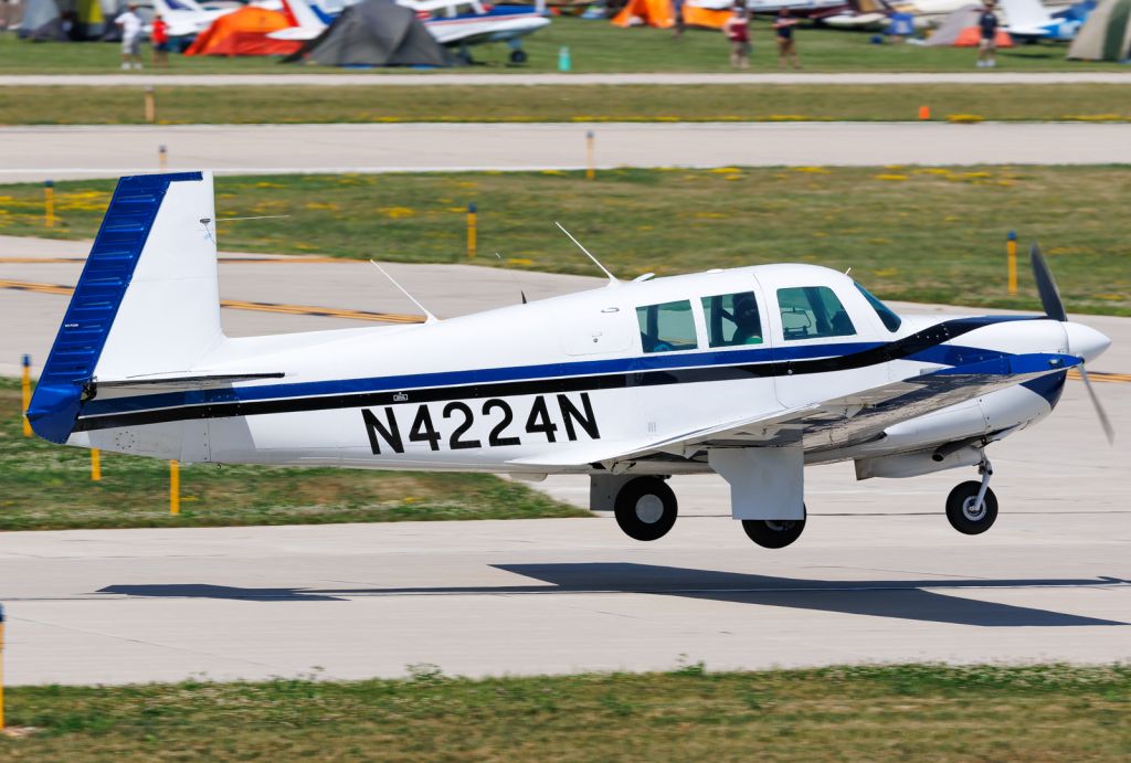 Mooney M-20 (N4224N)