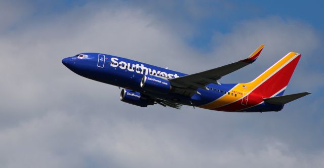 Boeing 737-700 (N473WN) - Shortly after departure is this 2004 Southwest Airlines Boeing 737-7H4 in the Summer of 2020.