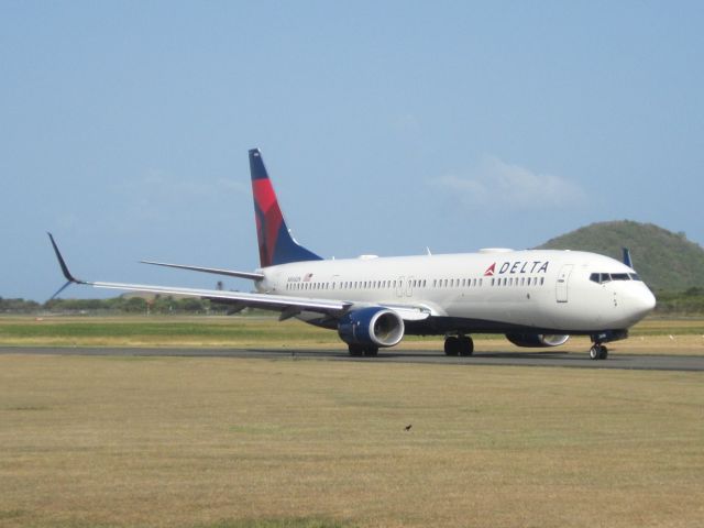 Boeing 737-900 (N846DN)