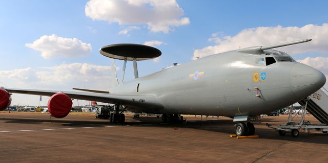 — — - RIAT 18 - AWACS RAF