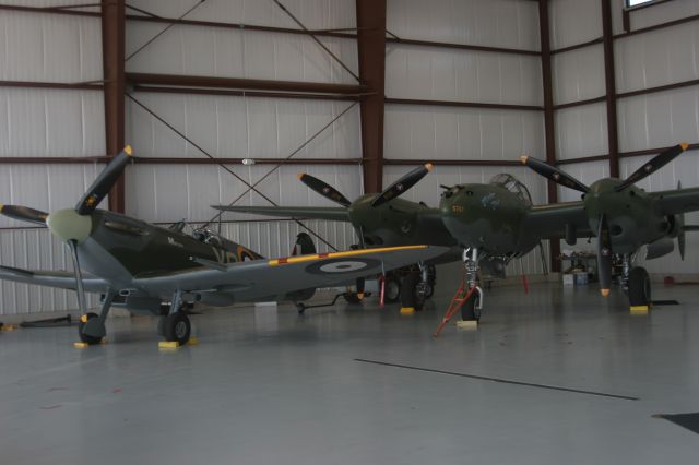 — — - RAF Spitfire and P-38 Glacier Girl Share a Hangar at EAA 2008