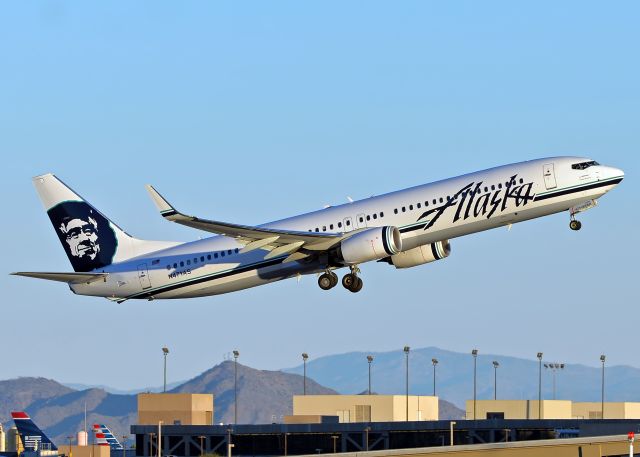 Boeing 737-900 (N471AS)