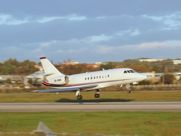 Dassault Falcon 2000 (CS-DNR)