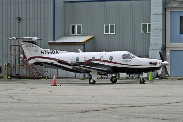 Pilatus PC-12 (N744DA)