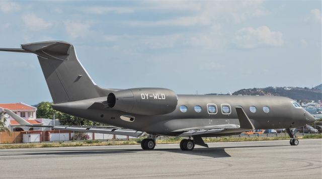 Gulfstream Aerospace Gulfstream G500 (OY-WLD) - Black bird