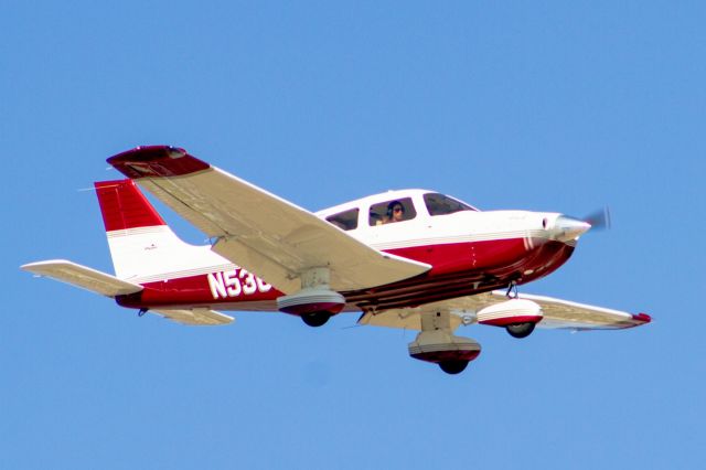 Piper Cherokee (N5368H)