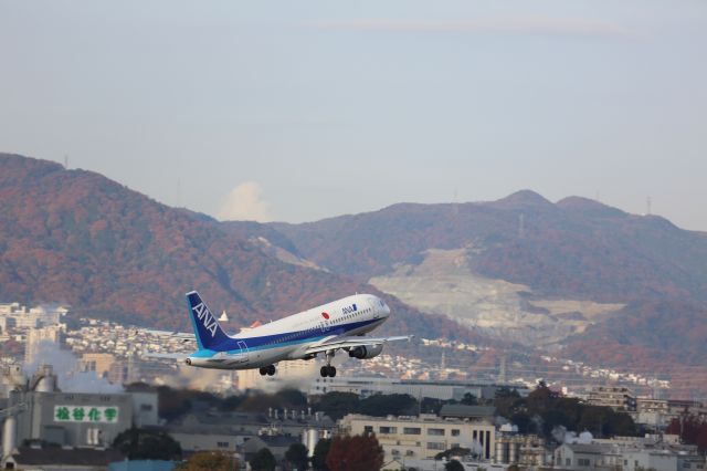 Airbus A320 (JA8392)