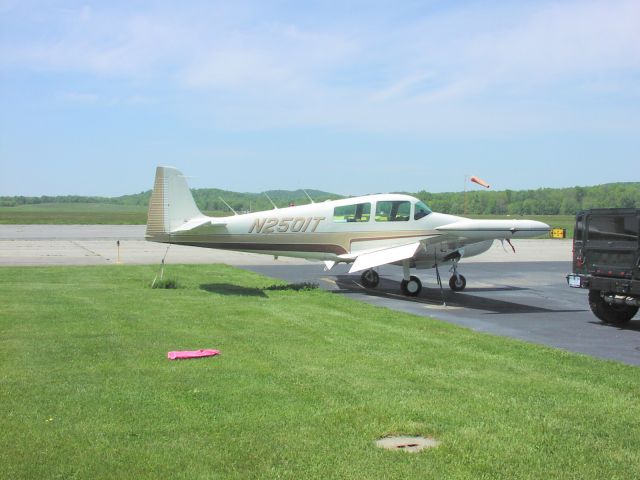 NAVION Rangemaster (N2501T)