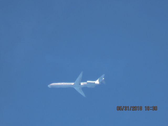 McDonnell Douglas MD-83 (N9621A)