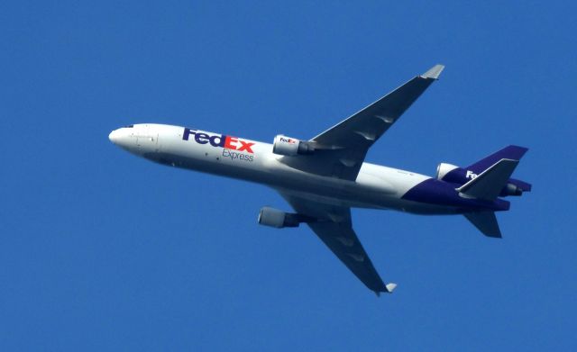 Boeing MD-11 (N523FE) - Shown above me is a FedEx MD 11 a few minutes until landing in the Summer of 2017.