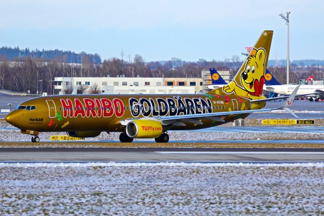 Boeing 737-700 (D-ATUD)