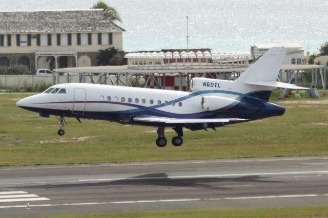 Dassault Falcon 900 (N60TL)