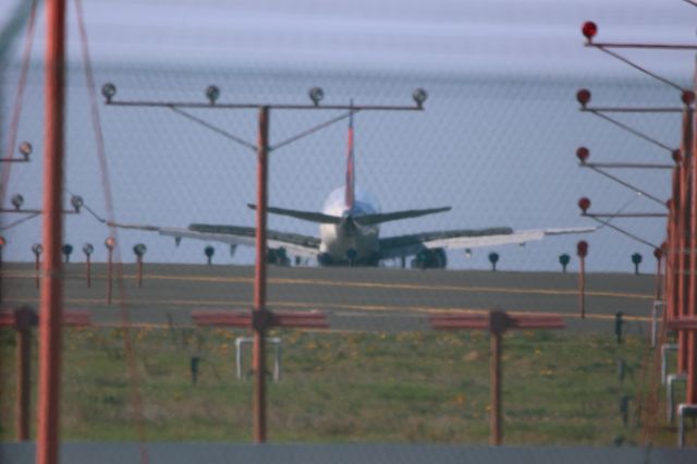 Embraer 175 —