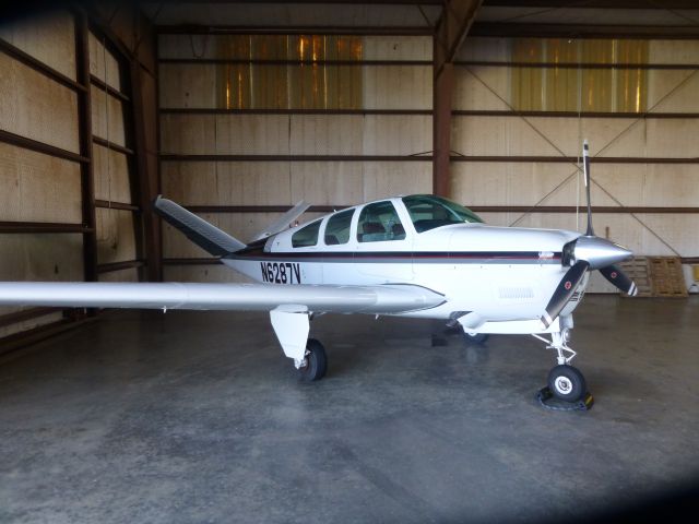 Beechcraft 35 Bonanza (N6287V)