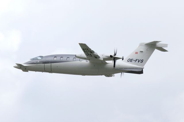 Piaggio P.180 Avanti (OE-FVS)