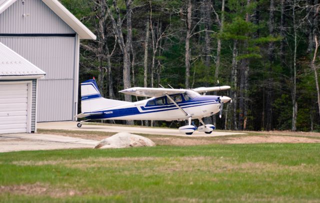 Cessna Skywagon 180 (N2537K) - A 1978 CESSNA 180Kbr /br /First upload to FlightAwarebr /br /Shot with a Nikon D3200 w/ Nikkor 70-300mmbr /Best viewed in Full Size