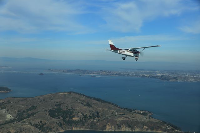 Cessna Skylane (N52563) - Over Angel Island, SF Bay