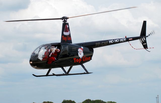Robinson R-44 (PP-CHF)