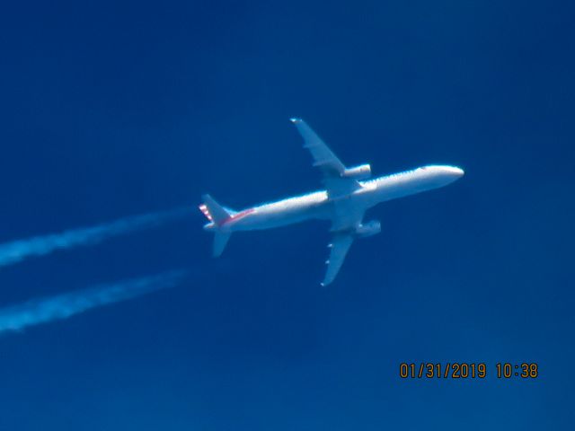 Airbus A321 (N554UW)