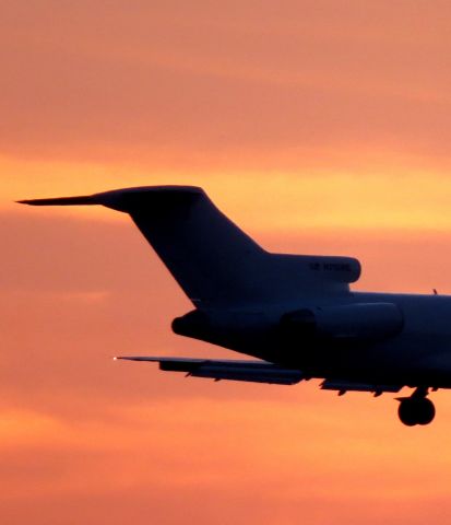 BOEING 727-200 (N215WE) - Another IFL 727 shot.