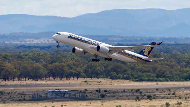 Airbus A350-900 (9V-SHY)