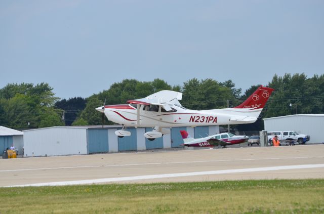 Cessna Skylane (N231PA) - AirVenture 2014