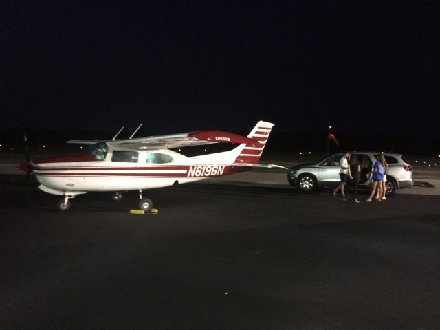 Cessna T210 Turbo Centurion (N6196N)