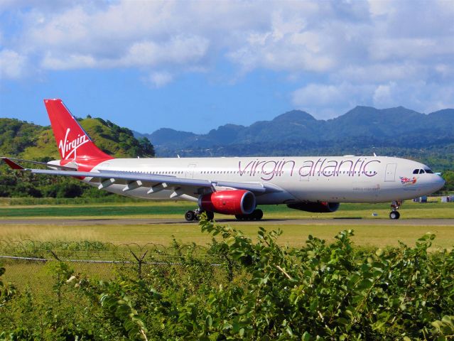 Airbus A330-300 (G-VSXY)