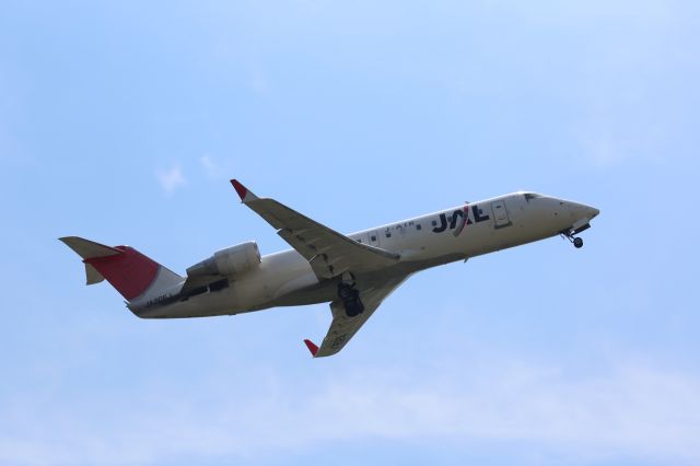 Canadair Regional Jet CRJ-200 (JA205J)