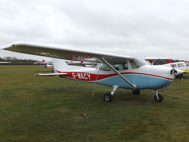 Cessna Skyhawk (G-WACY)