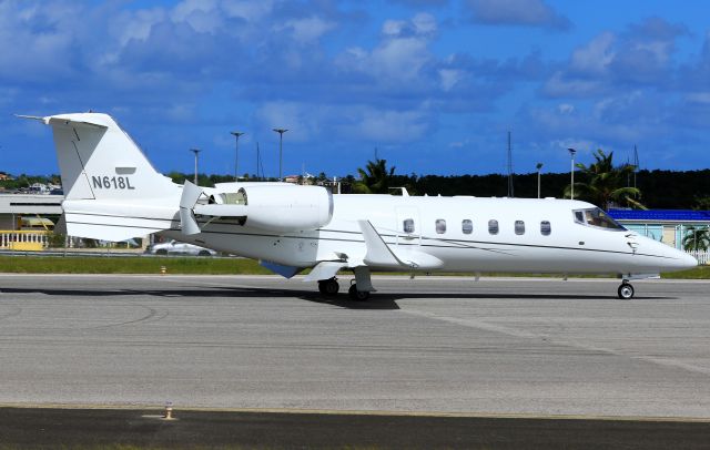 Learjet 60 (N618L)