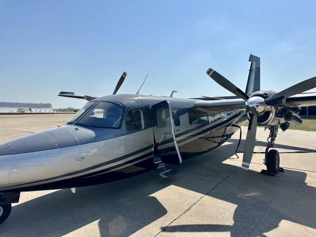 N121JW — - Global Jet LLC Turbo Commander 690A