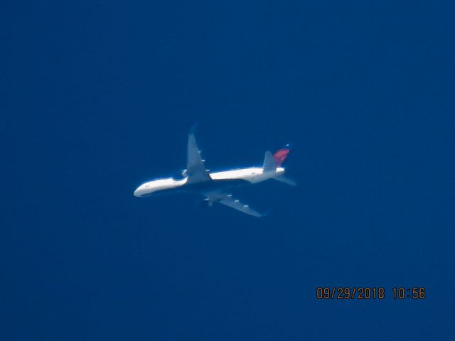 Boeing 757-200 (N731TW)
