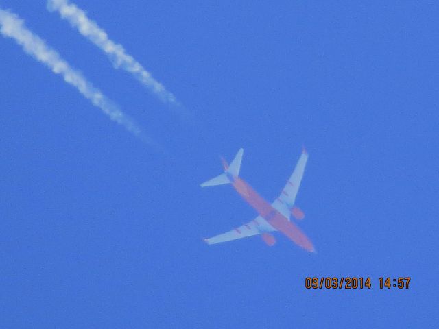 Boeing 737-700 (N7752B) - Southwest Airlines flight 694 from OKC to MDW over Baxter Springs Ks(78KS) at 41k feet.