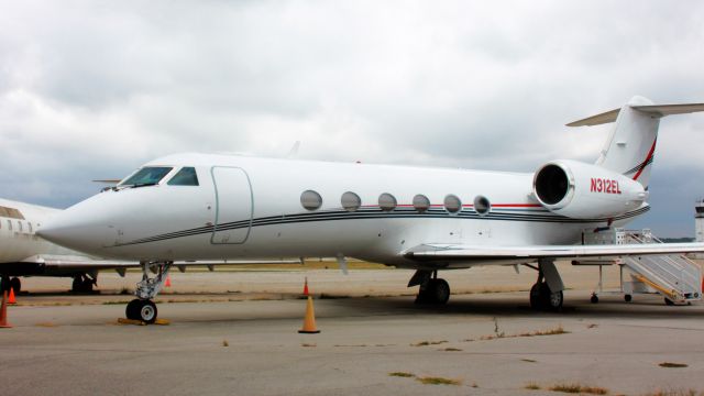 Gulfstream Aerospace Gulfstream IV (N312EL) - This G-IV has been maintained by the Purdue University for quite a little while. At the moment, it is not airworthy, and is only in taxiing condition.