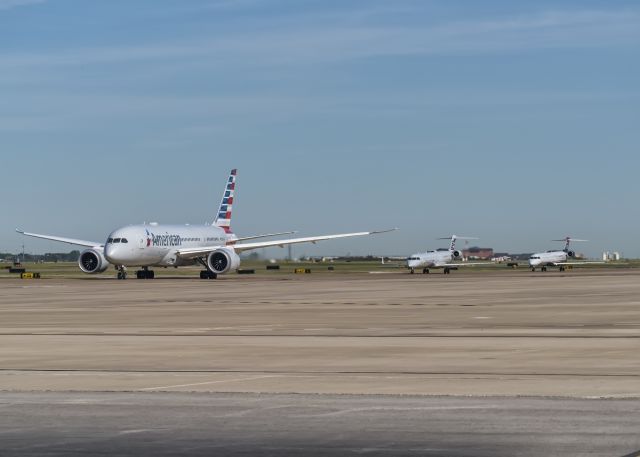 Boeing 787-8 —