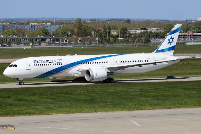 Boeing 787-9 Dreamliner (4X-EDB)